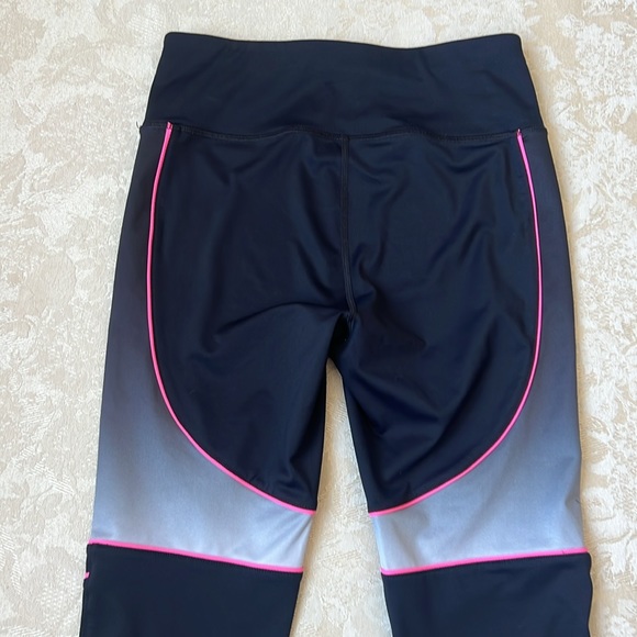 FILA Sport Capri Leggings - Picture 10 of 11